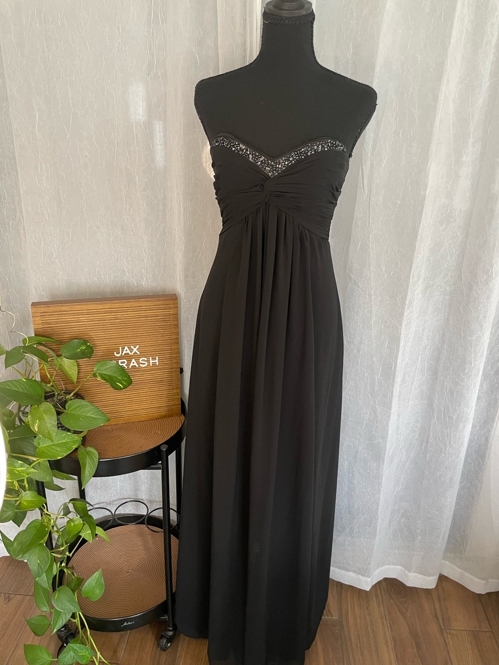 David's Bridal Black Strapless Beaded Sweetheart Gown